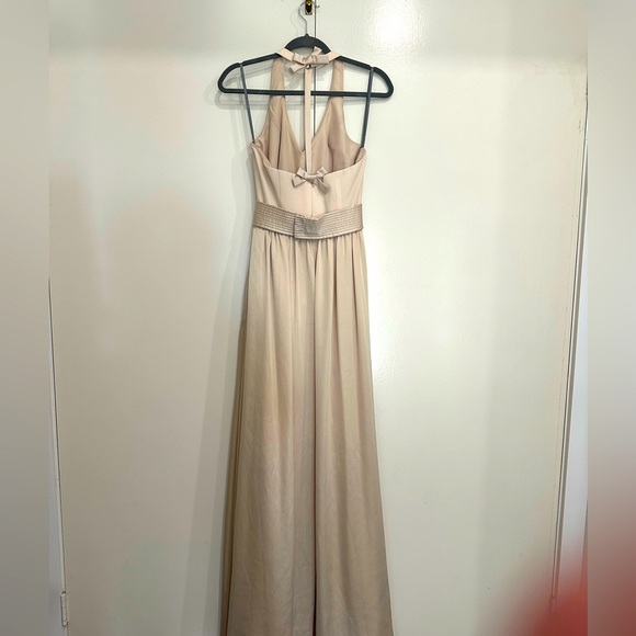 White by Vera Wang Formal Gown/Homecoming/Dance/Holiday - Picture 2 of 5